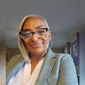 Meet your Posher, Kim